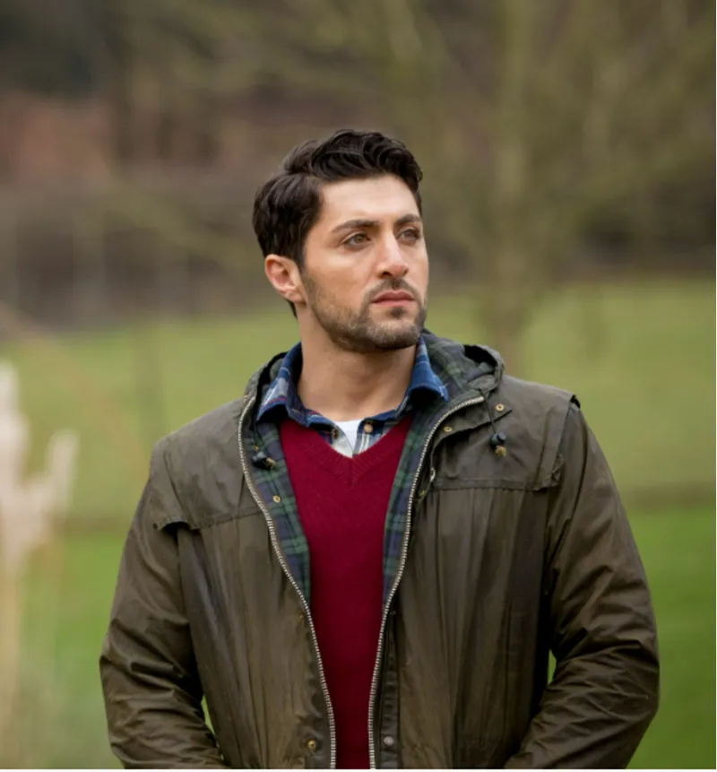 Massoti Lambswool V-Neck Jumper Burgundy L01 